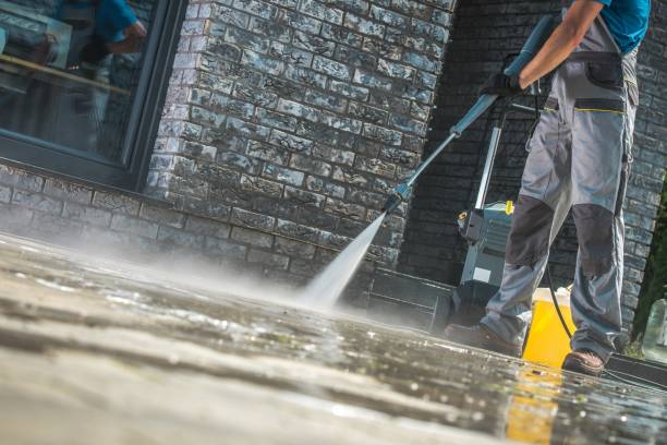 Best Pool Deck Cleaning  in Constantine, MI